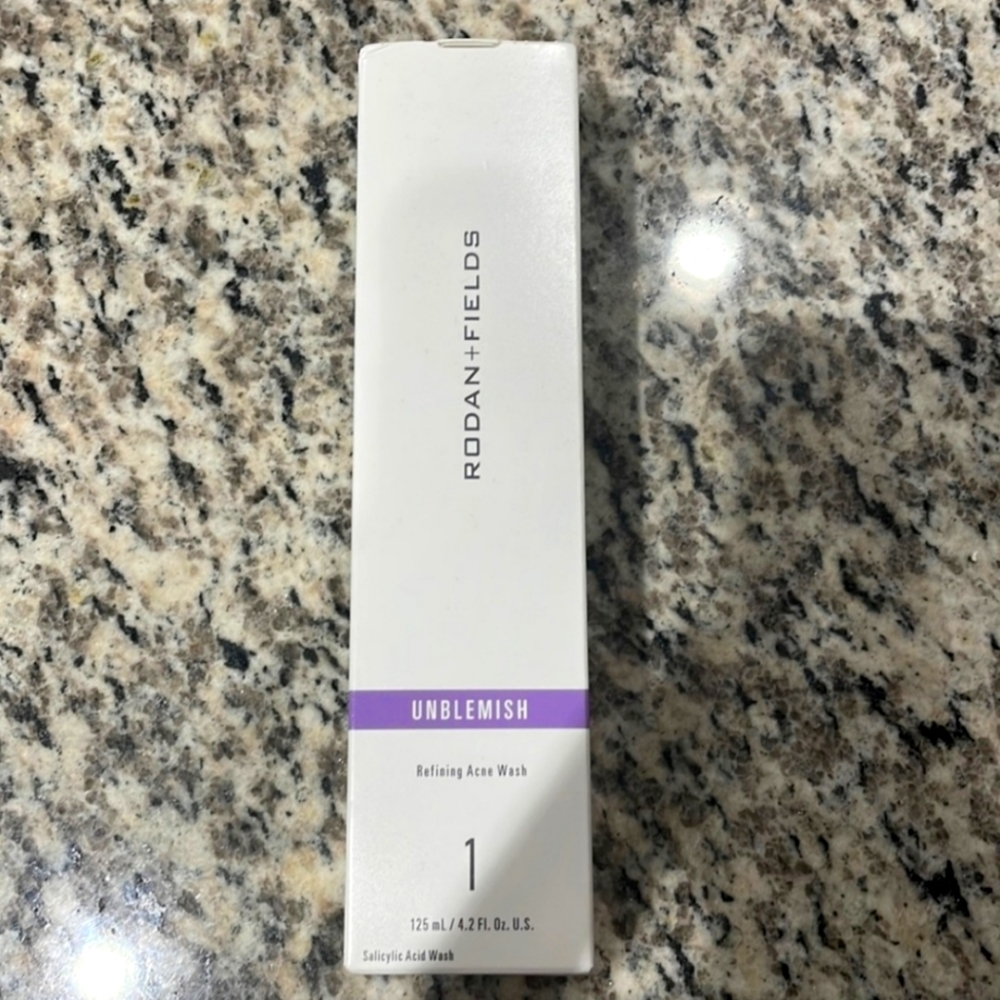 Unblemish face wash